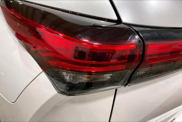 Used 2022 Toyota Highlander Limited AWD/4WD image 33