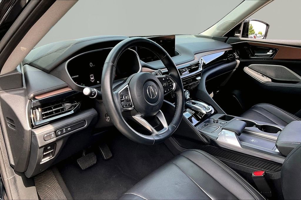 Used 2022 Acura MDX SH-AWD w/ Technology Package image 14