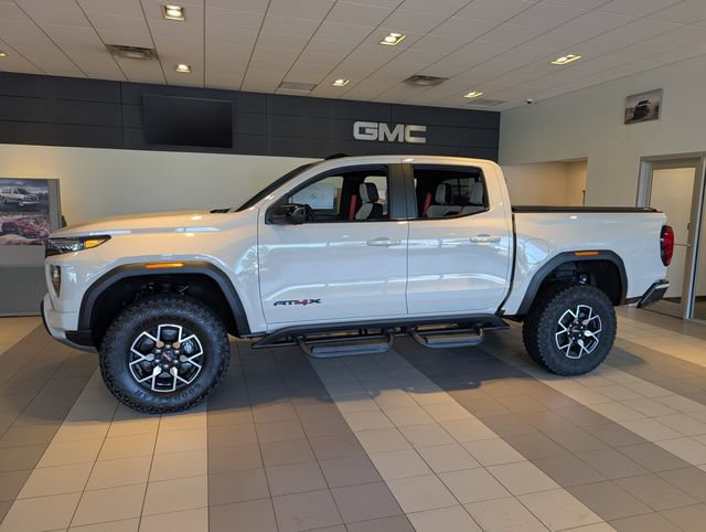 New 2026 GMC Canyon AT4X w/ LPO, Black Badging Package AWD/4WD image 4