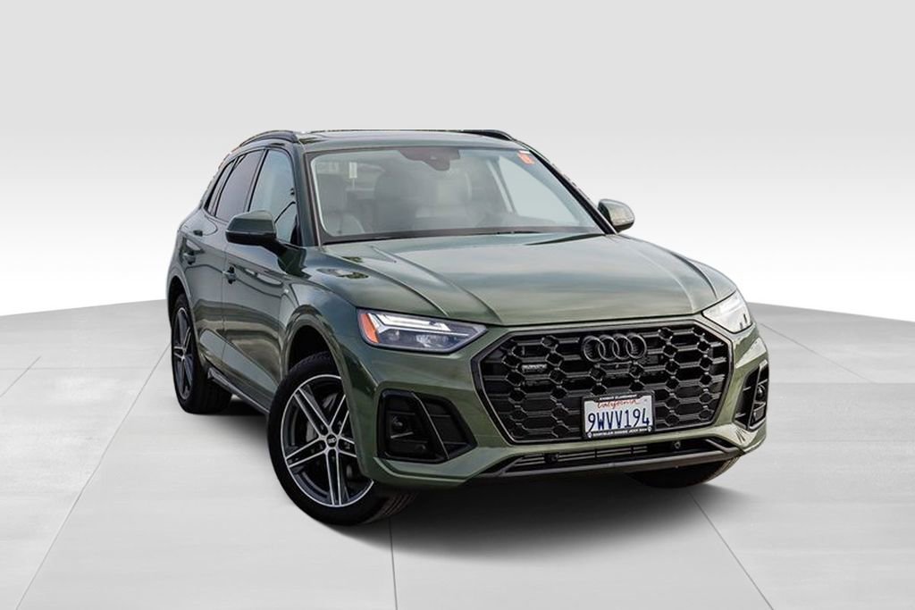 Used 2023 Audi Q5 e Premium Plus w/ Premium Plus Package AWD/4WD image 2