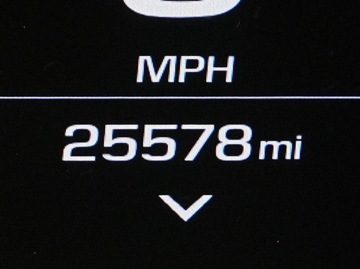 Used 2022 Chevrolet Camaro ZL1 RWD image 18