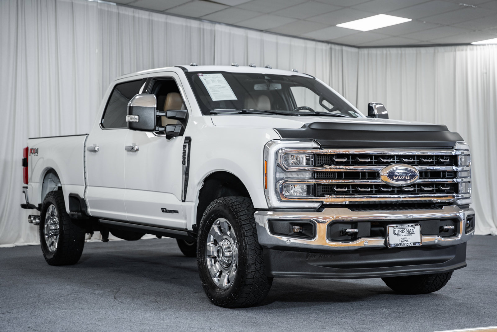 Certified 2024 Ford F250 Lariat w/ Lariat Ultimate Package AWD/4WD image 1