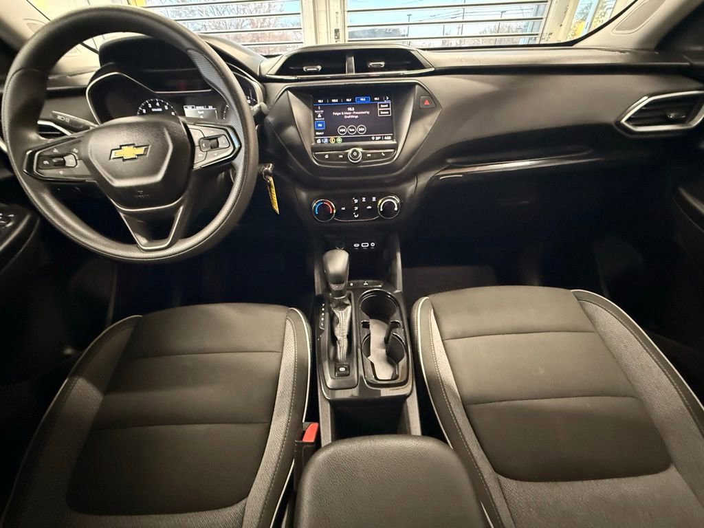 Used 2021 Chevrolet TrailBlazer LS image 21
