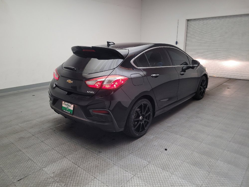 Used 2017 Chevrolet Cruze Premier FWD image 9