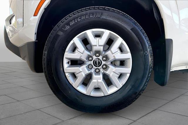 Certified 2024 Nissan Frontier SV w/ Technology Package image 11