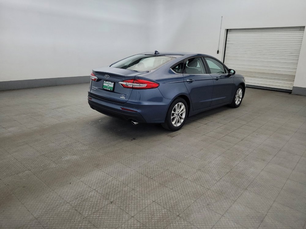 Used 2019 Ford Fusion SE FWD image 9