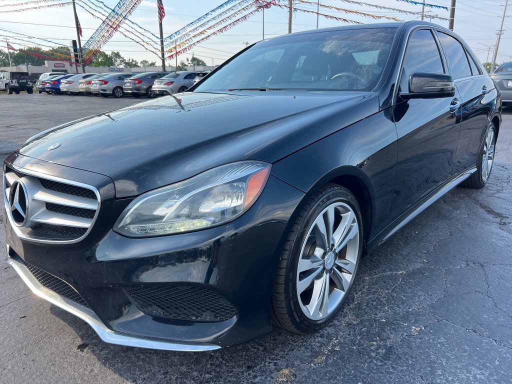 Used 2014 Mercedes-Benz E 350 Sedan image 3