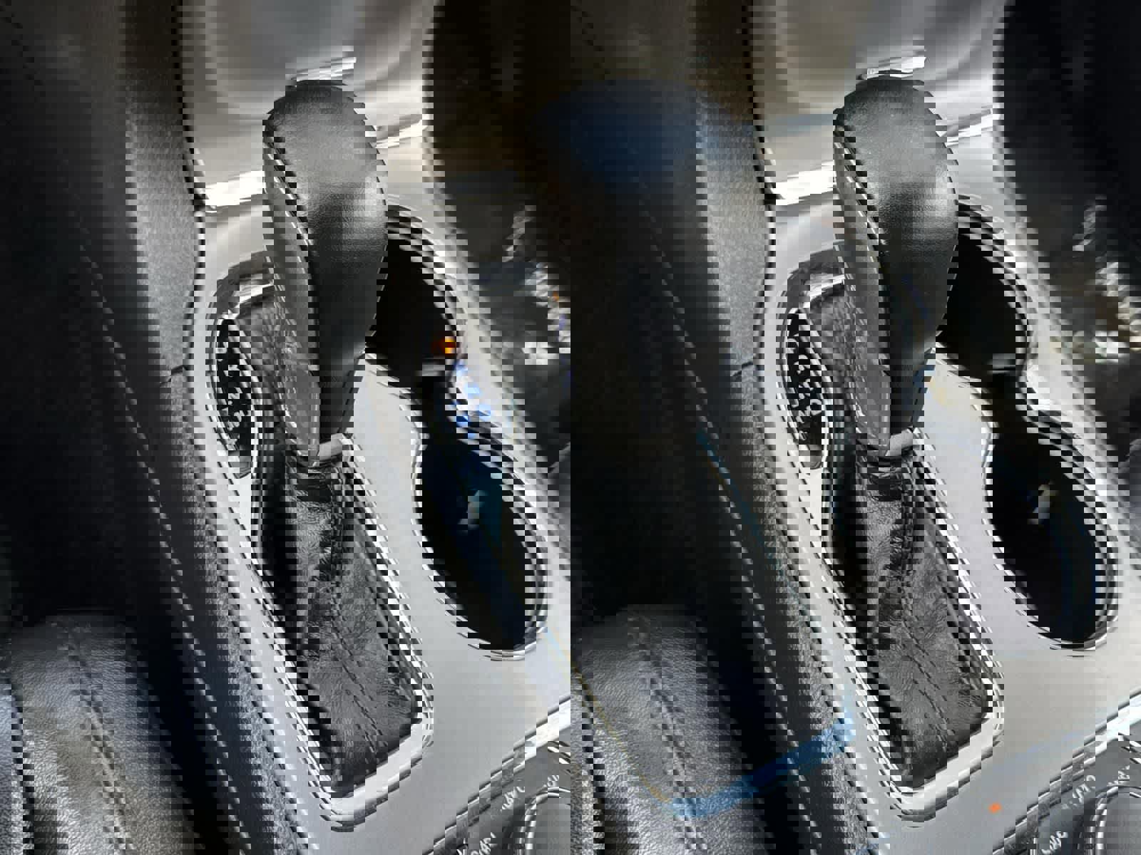 Used 2022 Jeep Grand Cherokee Limited image 15