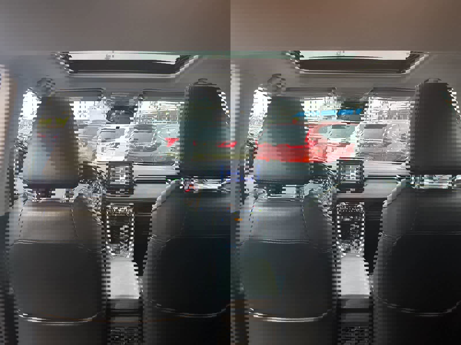 Used 2021 Toyota RAV4 XLE w/ Convenience Package image 30