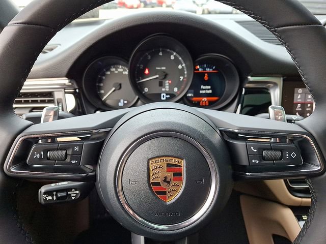 Certified 2026 Porsche Macan AWD/4WD image 21