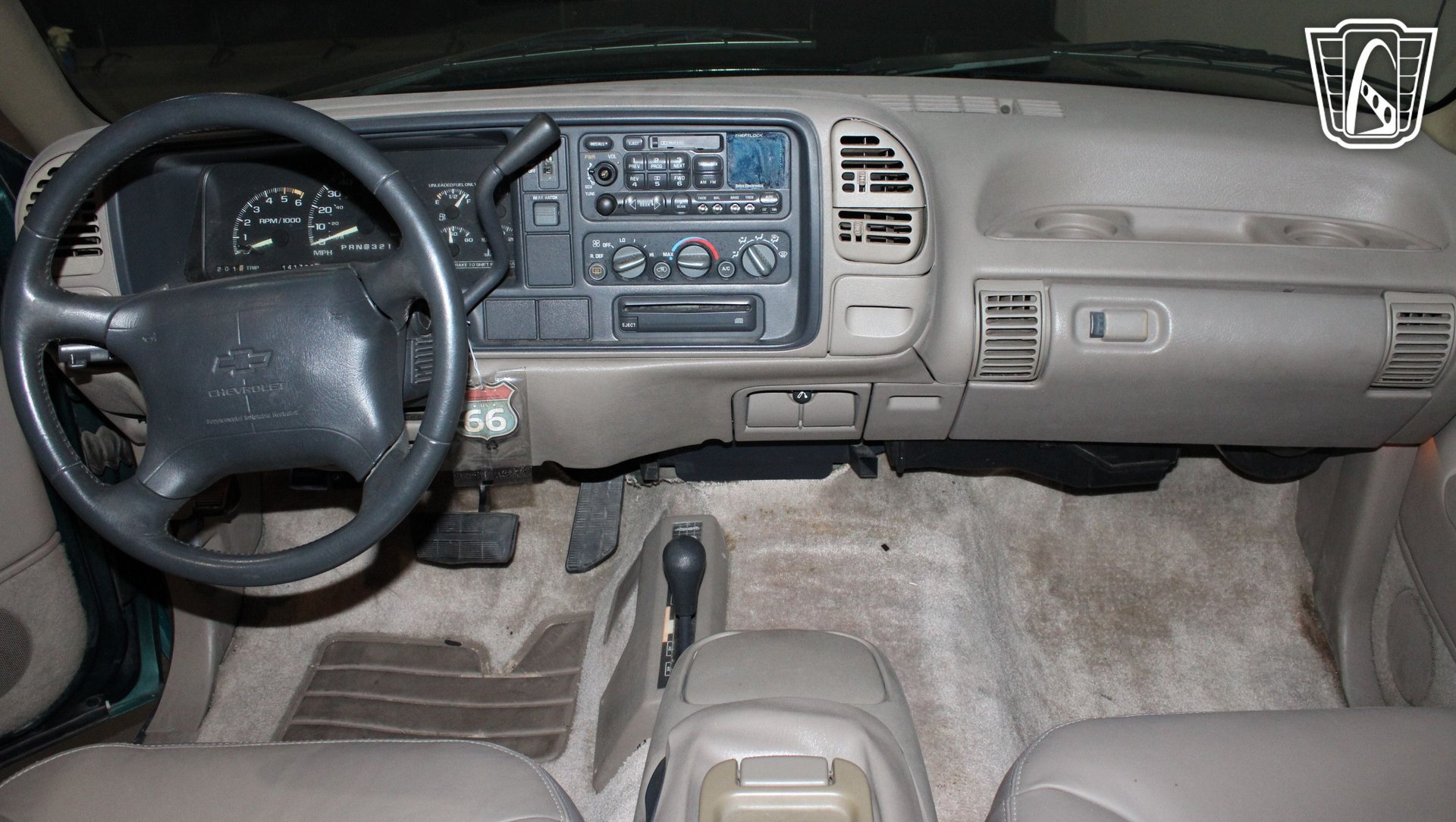 Used 1996 Chevrolet Tahoe 4WD 2-Door image 5