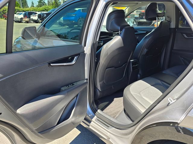 Certified 2023 Kia Niro Wave w/ Wave Preserve Package FWD image 17