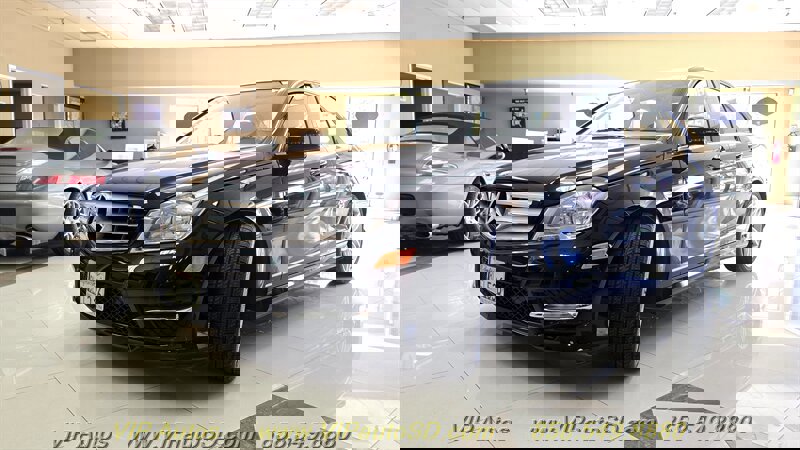 Used 2013 Mercedes-Benz C 250 Sedan image 2