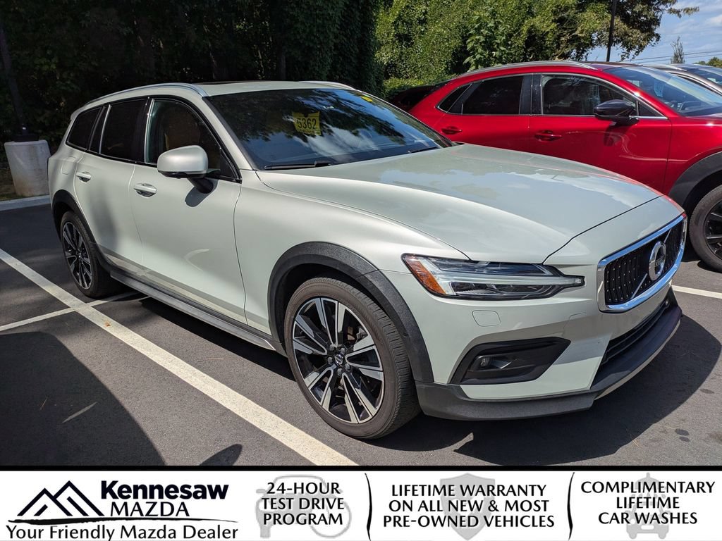 Used 2022 Volvo V60 T5 Cross Country w/ Lounge Package