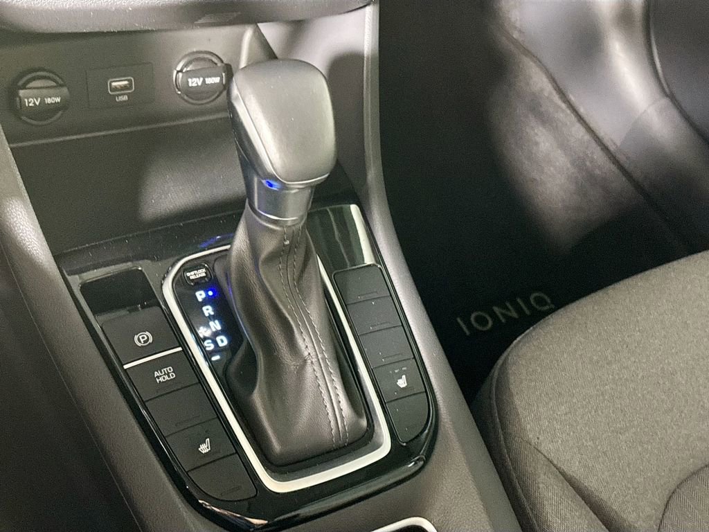 Used 2021 Hyundai Ioniq SE FWD image 17
