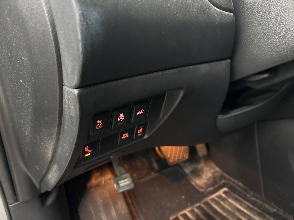 Used 2019 Nissan Pathfinder SL AWD/4WD image 20