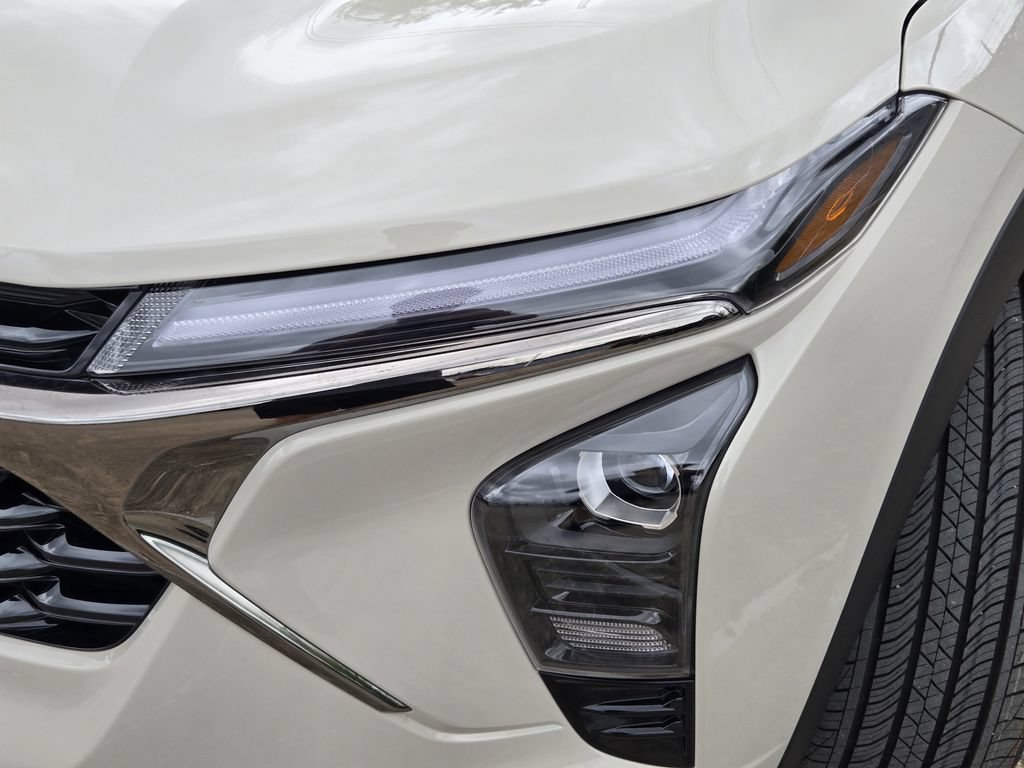 New 2026 Chevrolet Trax RS w/ Sunroof Package FWD image 11