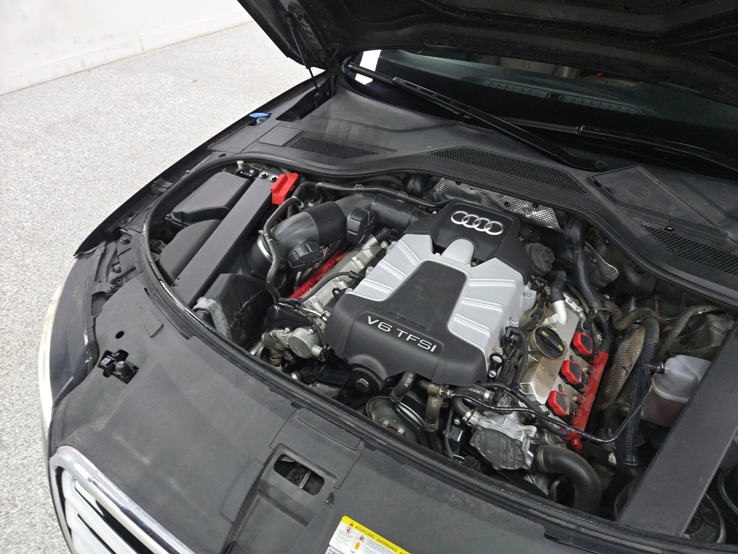 Used 2014 Audi A8 L 3.0T image 23