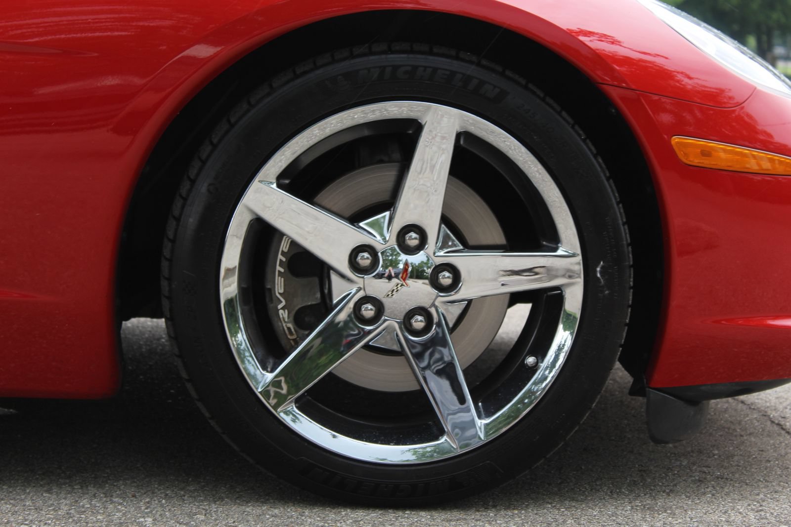 Used 2007 Chevrolet Corvette Coupe w/ Preferred Equipment Group RWD image 23