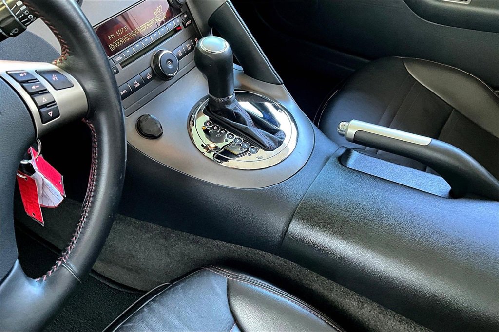 Used 2008 Pontiac Solstice GXP w/ Premium Package image 14