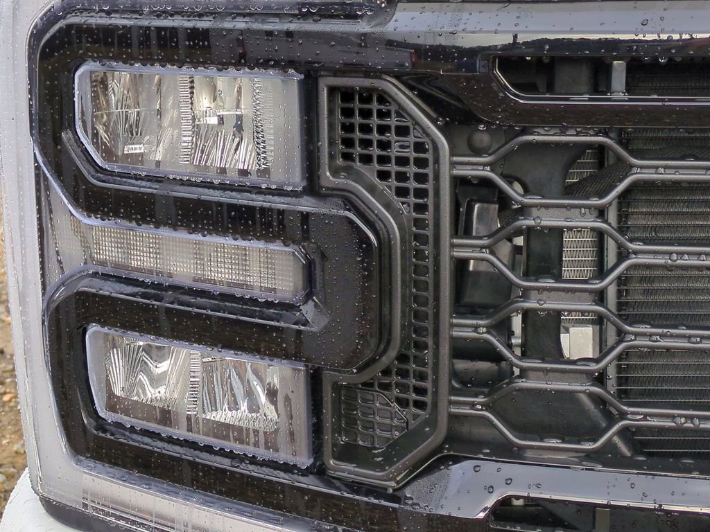 New 2026 Ford F350 Lariat w/ Black Appearance Package image 13