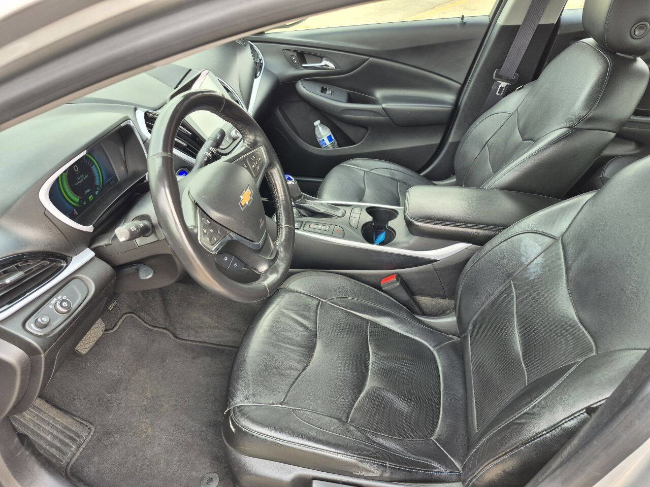 Used 2017 Chevrolet Volt LT w/ Comfort Package FWD image 11