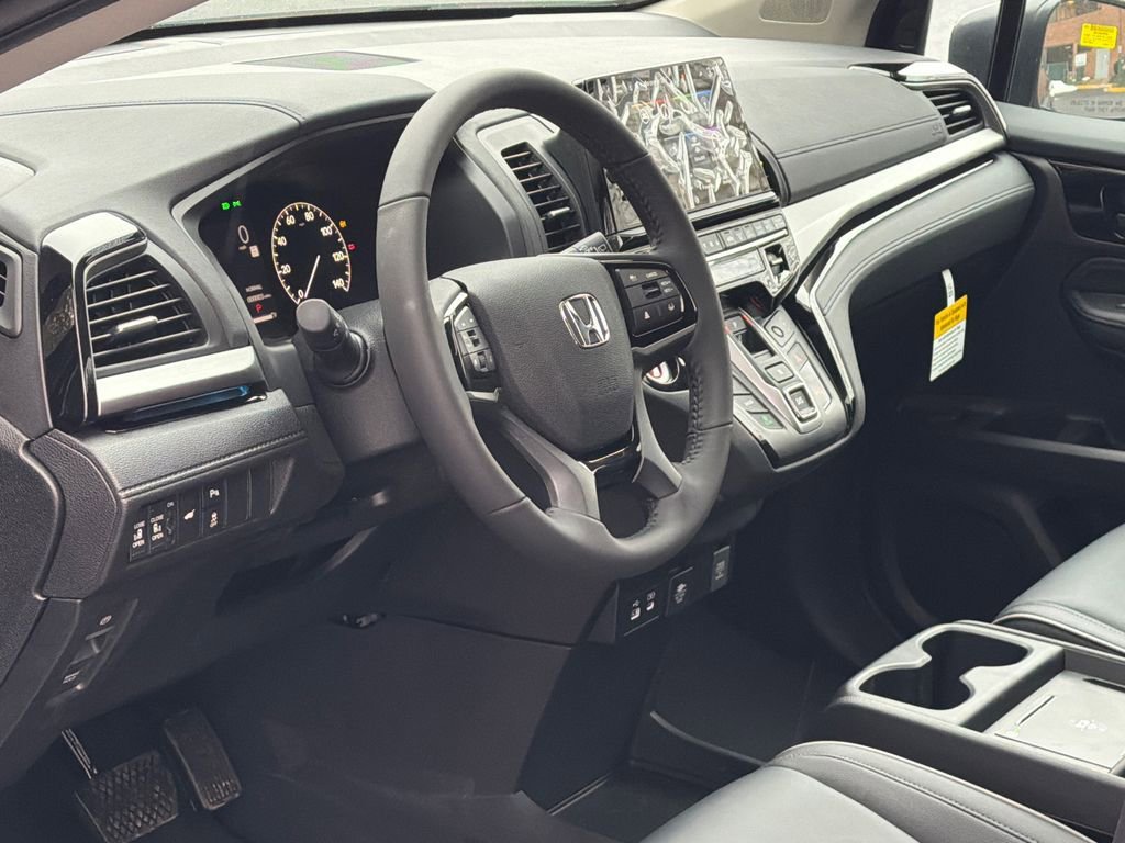 New 2026 Honda Odyssey Touring image 16