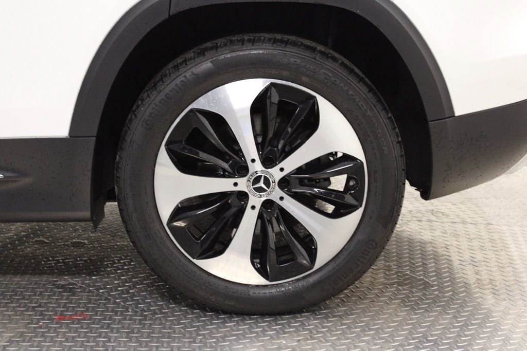 Certified 2026 Mercedes-Benz GLB 250 4MATIC image 16