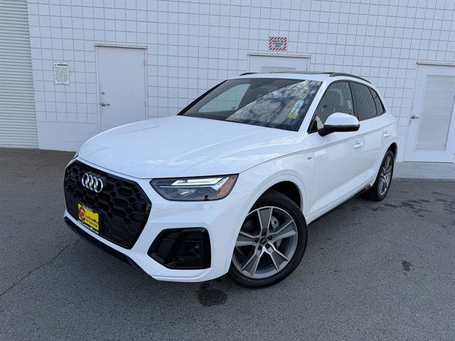 Used 2025 Audi Q5 2.0T Premium w/ Convenience Plus Package