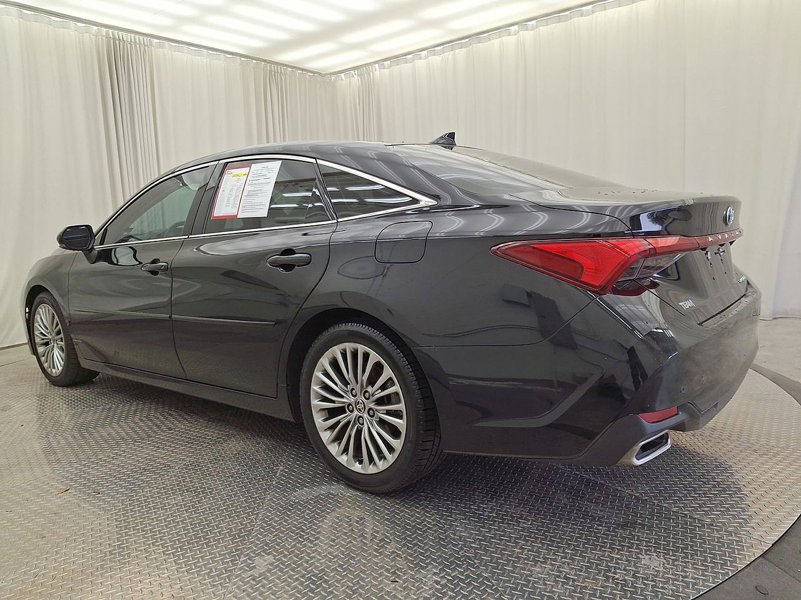 Certified 2020 Toyota Avalon Limited w/ Advanced Safety Package image 22
