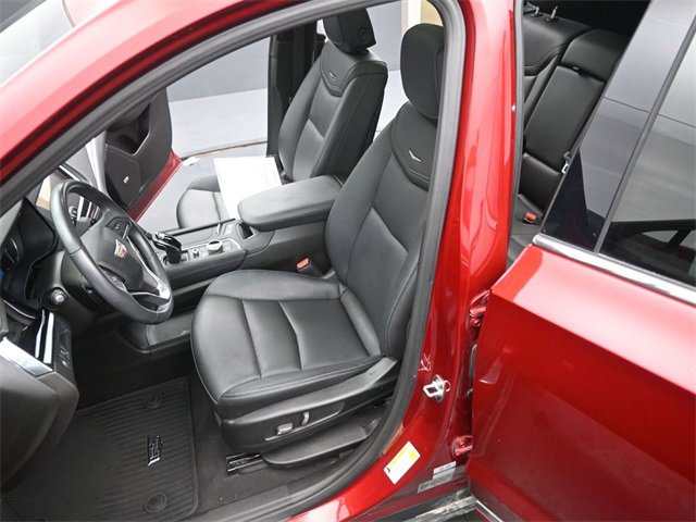 Certified 2024 Cadillac XT6 Luxury image 11