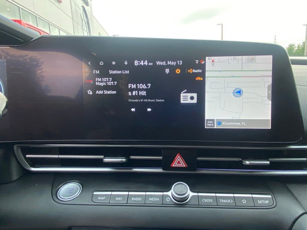 Used 2025 Hyundai Elantra SEL FWD image 19