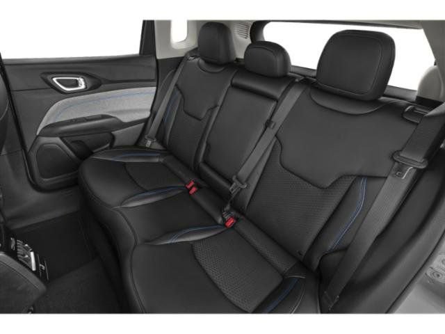 Used 2022 Jeep Compass Latitude image 35
