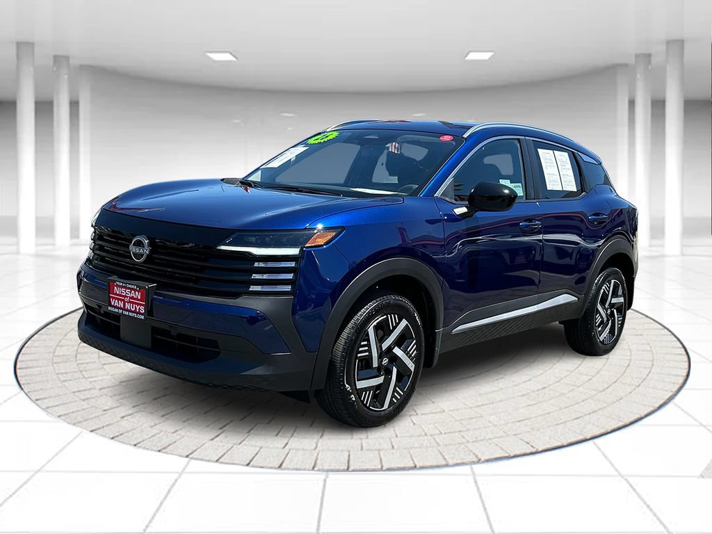 Used 2026 Nissan Kicks SV FWD image 1