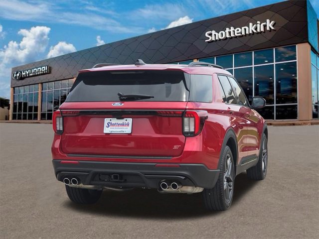Used 2025 Ford Explorer ST image 6