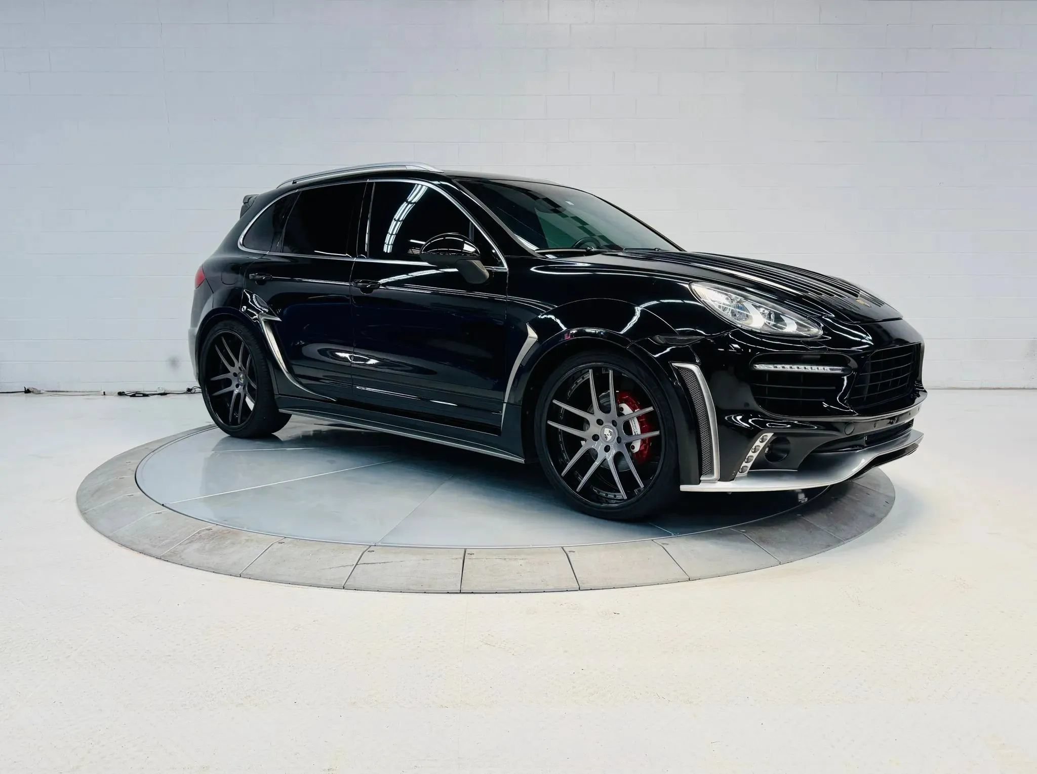 Used 2013 Porsche Cayenne S AWD/4WD image 11