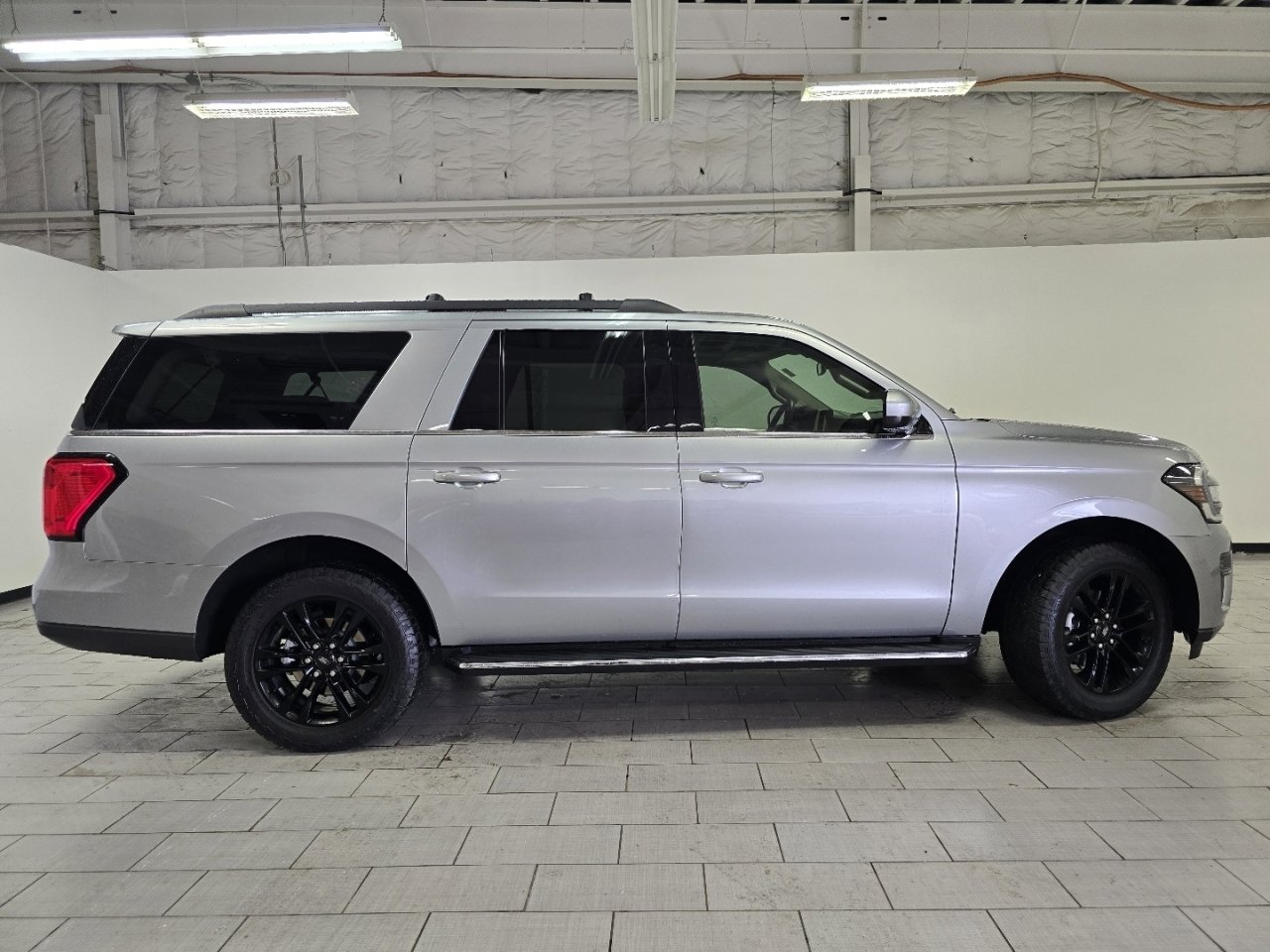 Used 2022 Ford Expedition Max XLT image 21