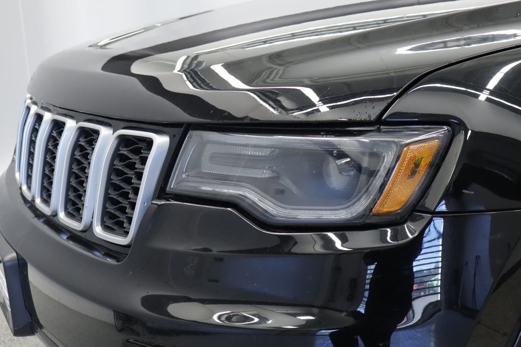 Used 2018 Jeep Grand Cherokee Limited AWD/4WD image 10