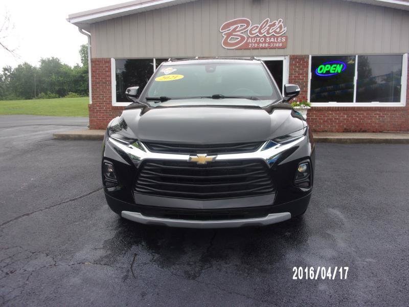 Used 2021 Chevrolet Blazer LT FWD image 2