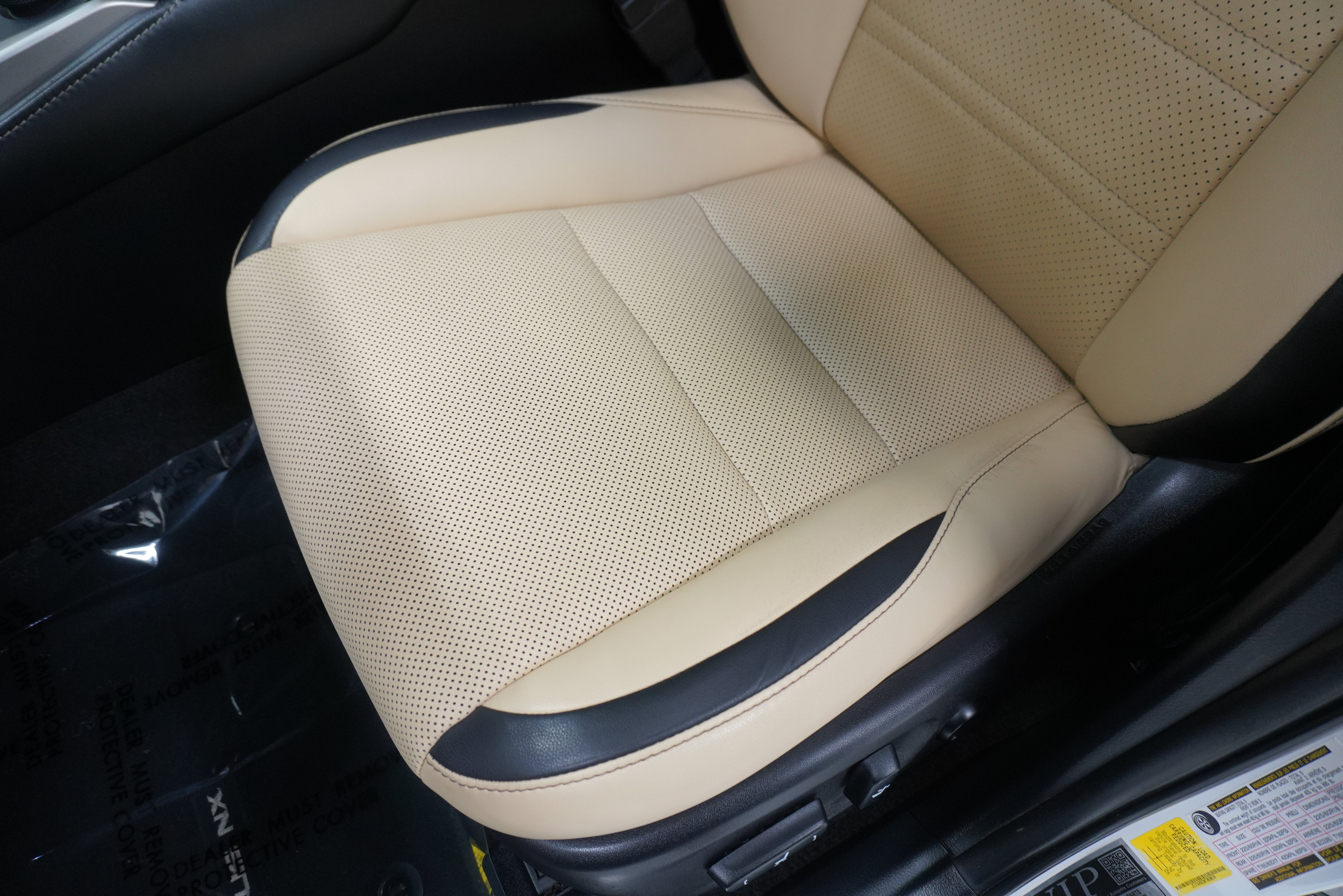 Used 2015 Lexus NX 200t FWD w/ Premium Package image 12
