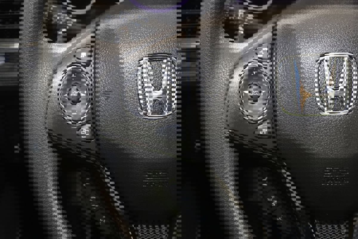 Used 2018 Honda HR-V EX image 30