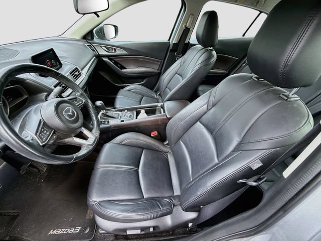 Used 2018 MAZDA MAZDA3 Touring FWD image 28