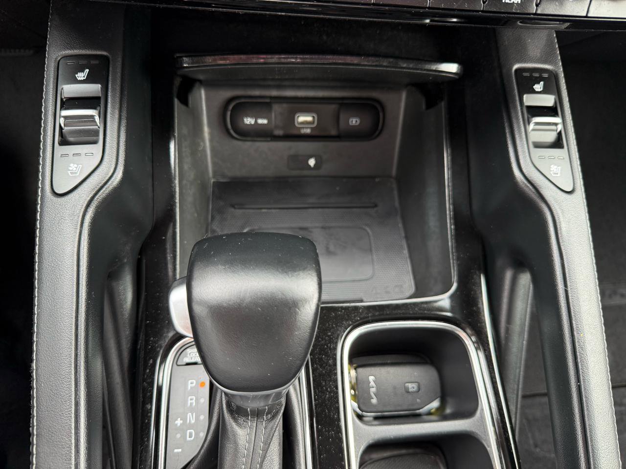 Used 2022 Kia Telluride EX w/ EX Premium Package AWD/4WD image 37