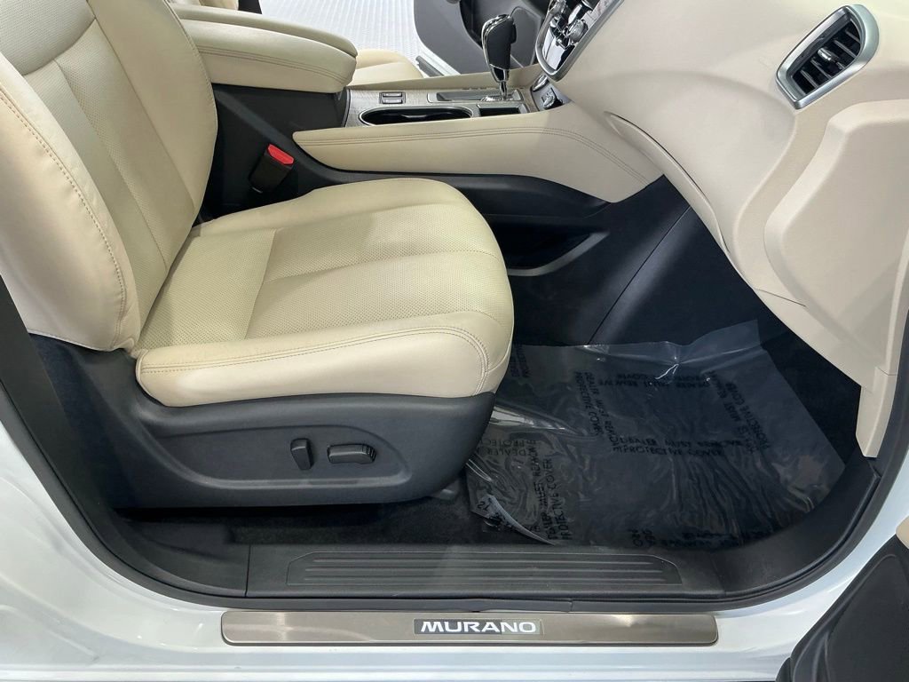Used 2024 Nissan Murano SL image 15