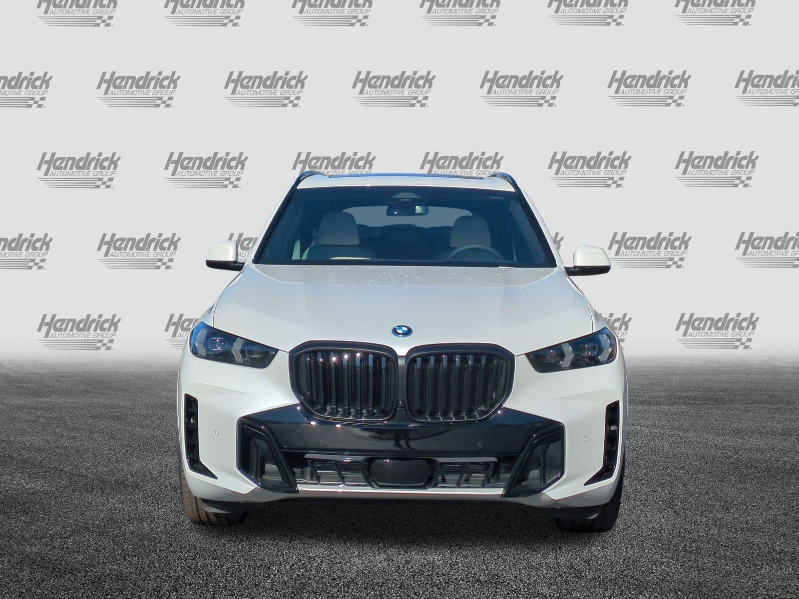 Certified 2026 BMW X5 xDrive50e AWD/4WD image 3