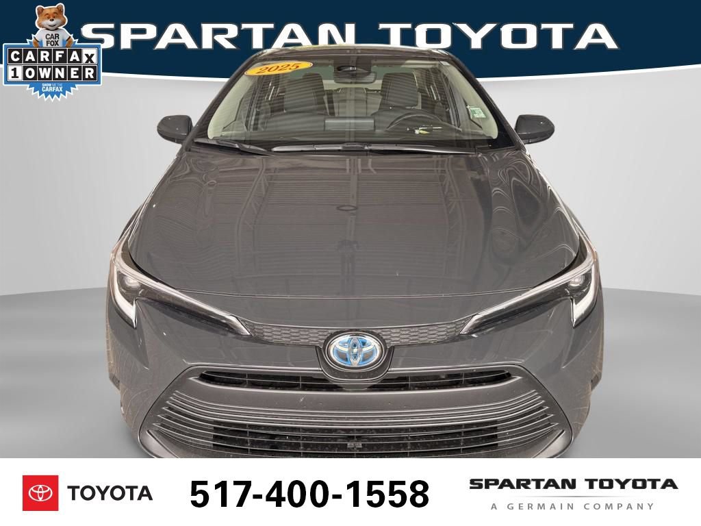 Used 2025 Toyota Corolla LE FWD image 10