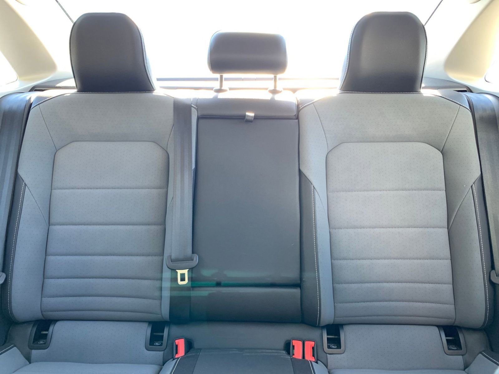 Used 2025 Volkswagen Jetta SE image 37