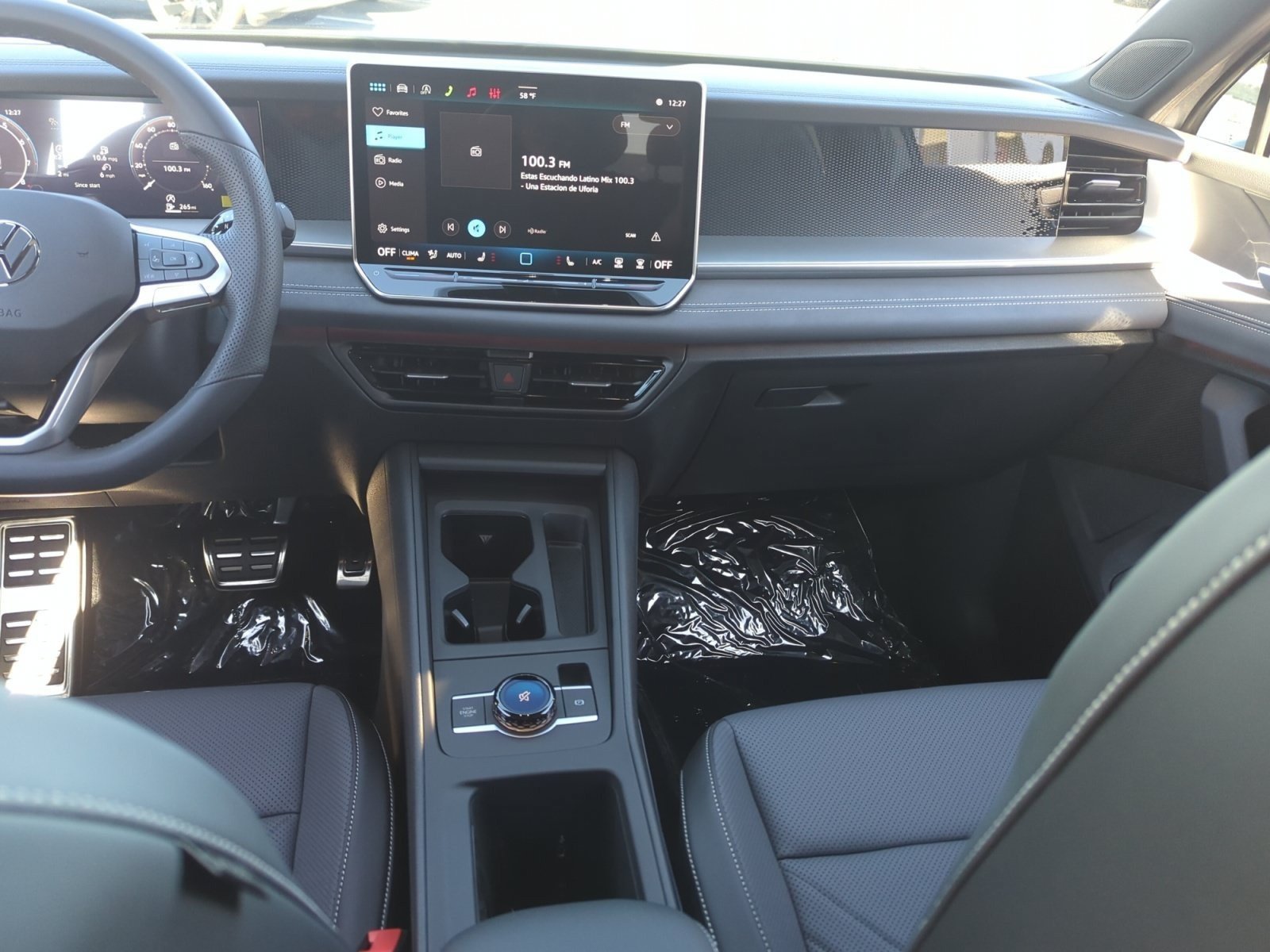 New 2026 Volkswagen Tiguan SE R-Line FWD image 19