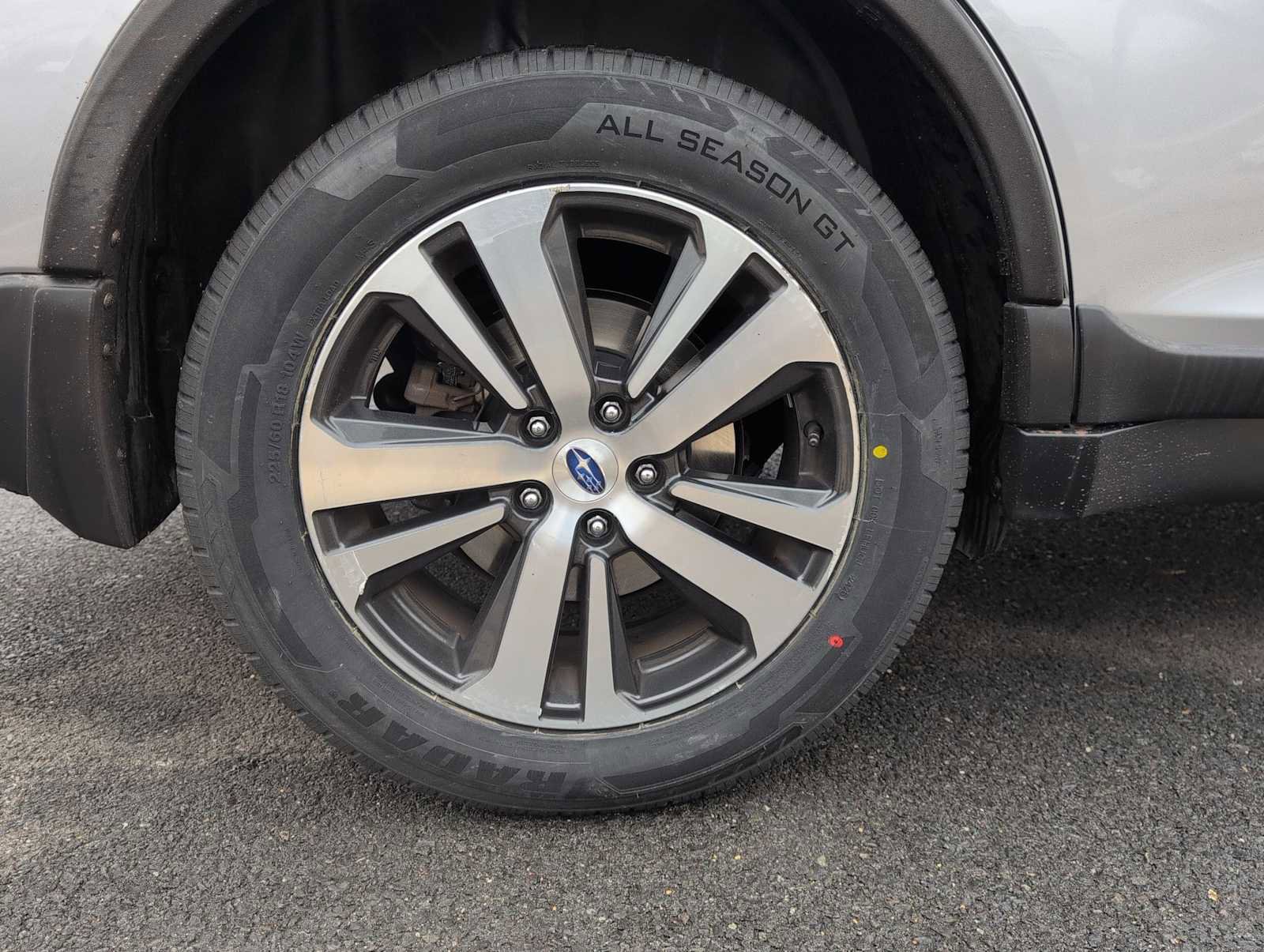 Used 2018 Subaru Outback 2.5i Limited image 14