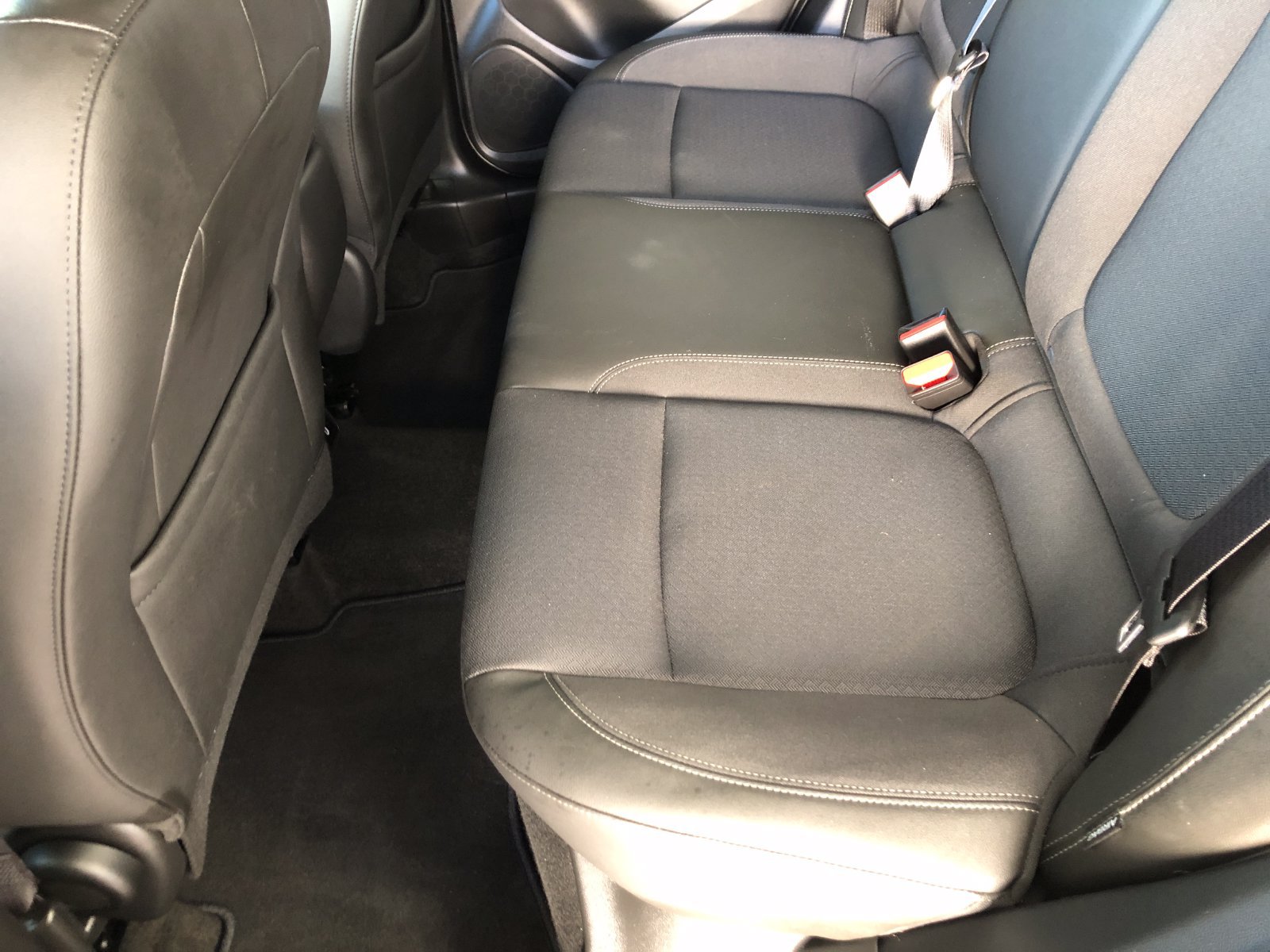 Used 2024 Buick Encore GX Preferred AWD/4WD image 11